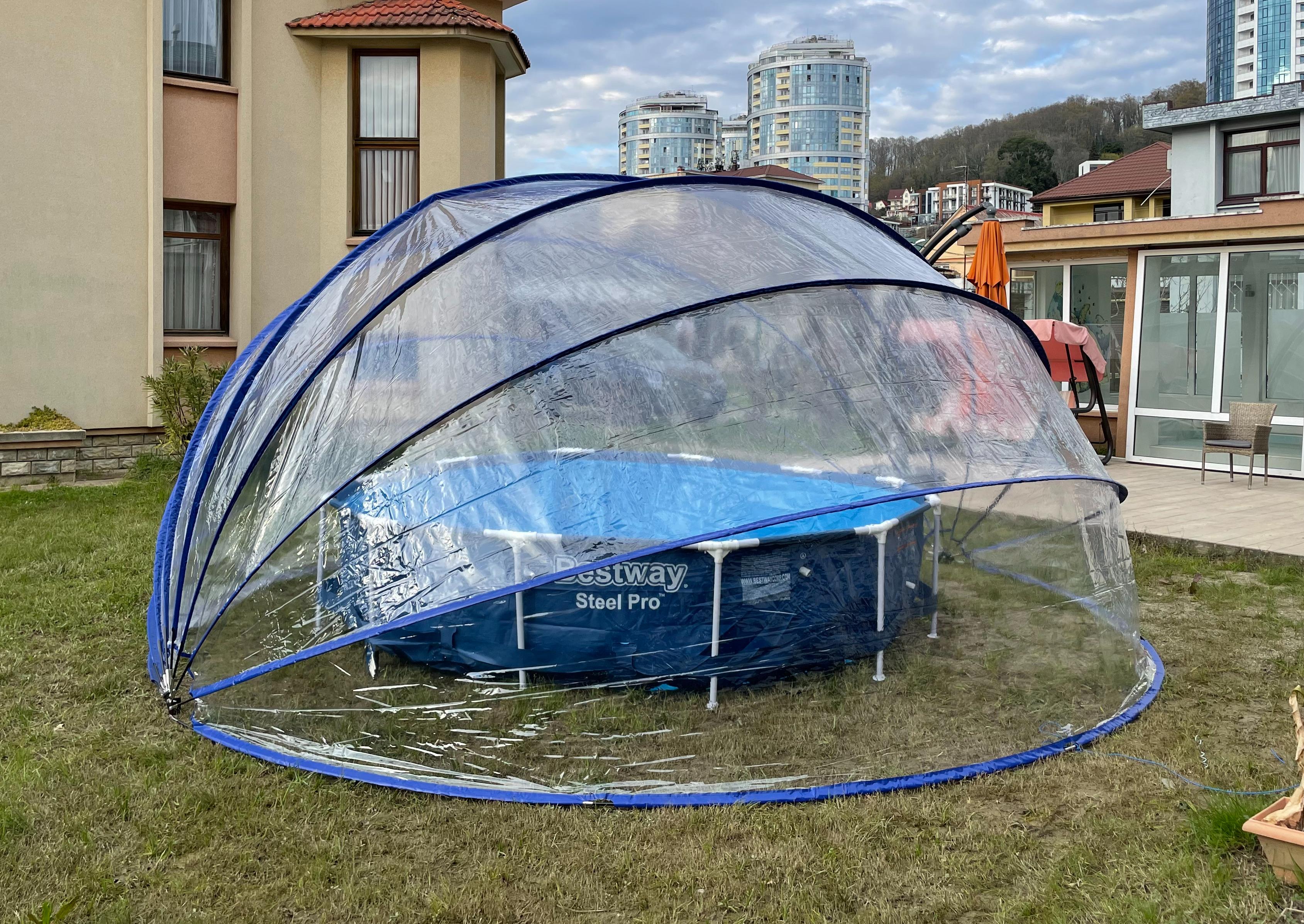 Круглые павильоны для бассейнов из поликарбоната Sphere