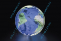 Пляжный мяч Bestway "Планета Земля" с подсветкой 61 см, артикул 31045